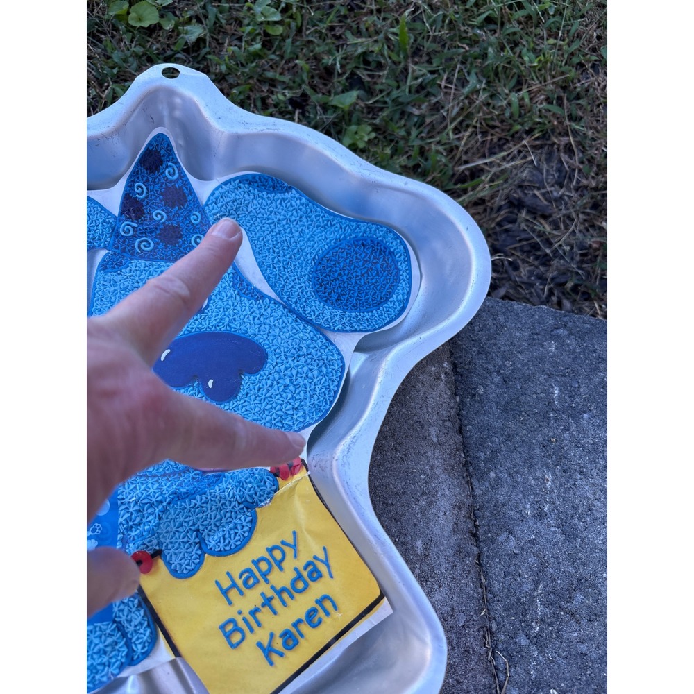 Wilton Blues Clues Cake Pan Vintage 1999 Aluminum Baking Mold 2105-3060 Blue Dog - Picture 4 of 5